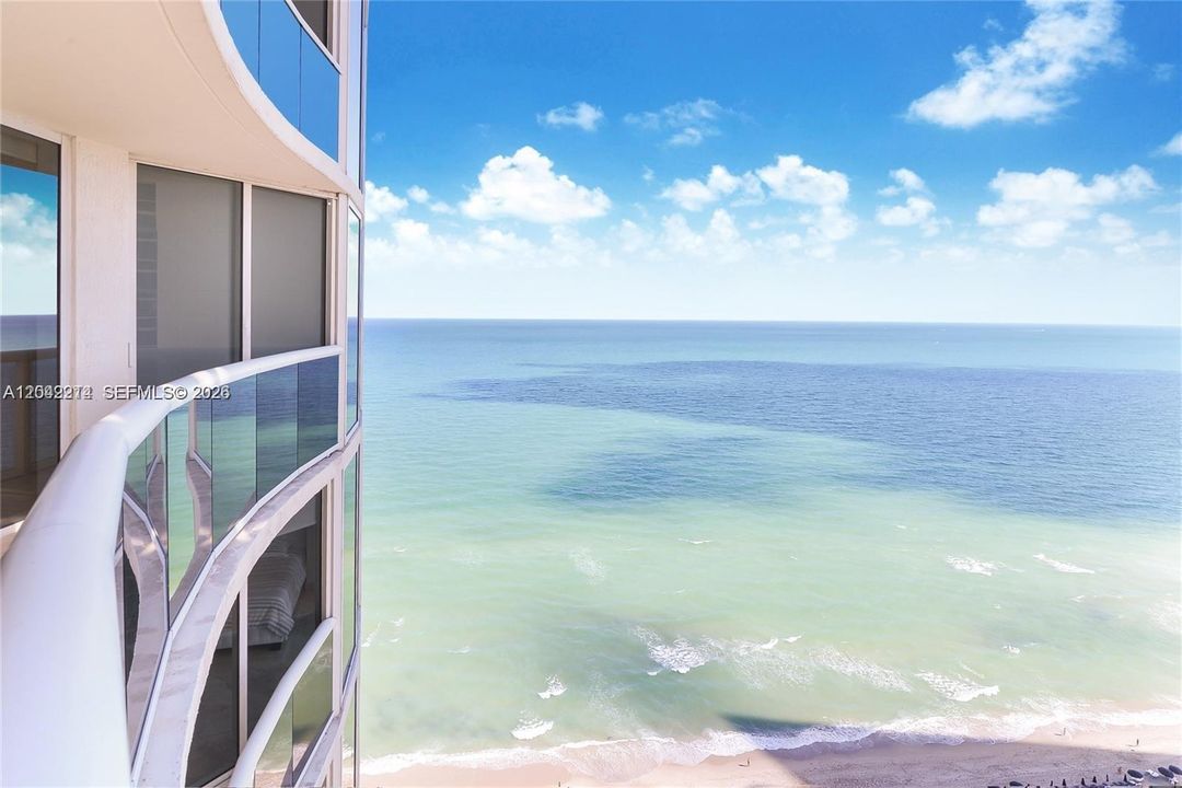 For Rent: $6,500 (2 beds, 2 baths, 1644 Square Feet)