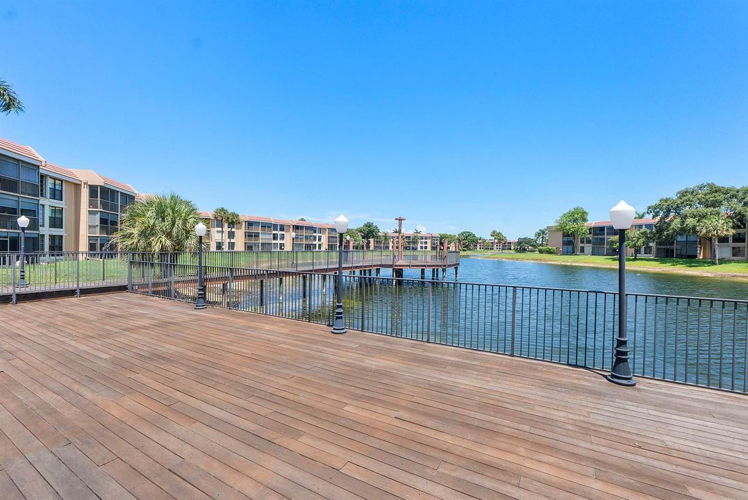 5828 Coral Lake Dr u304_062
