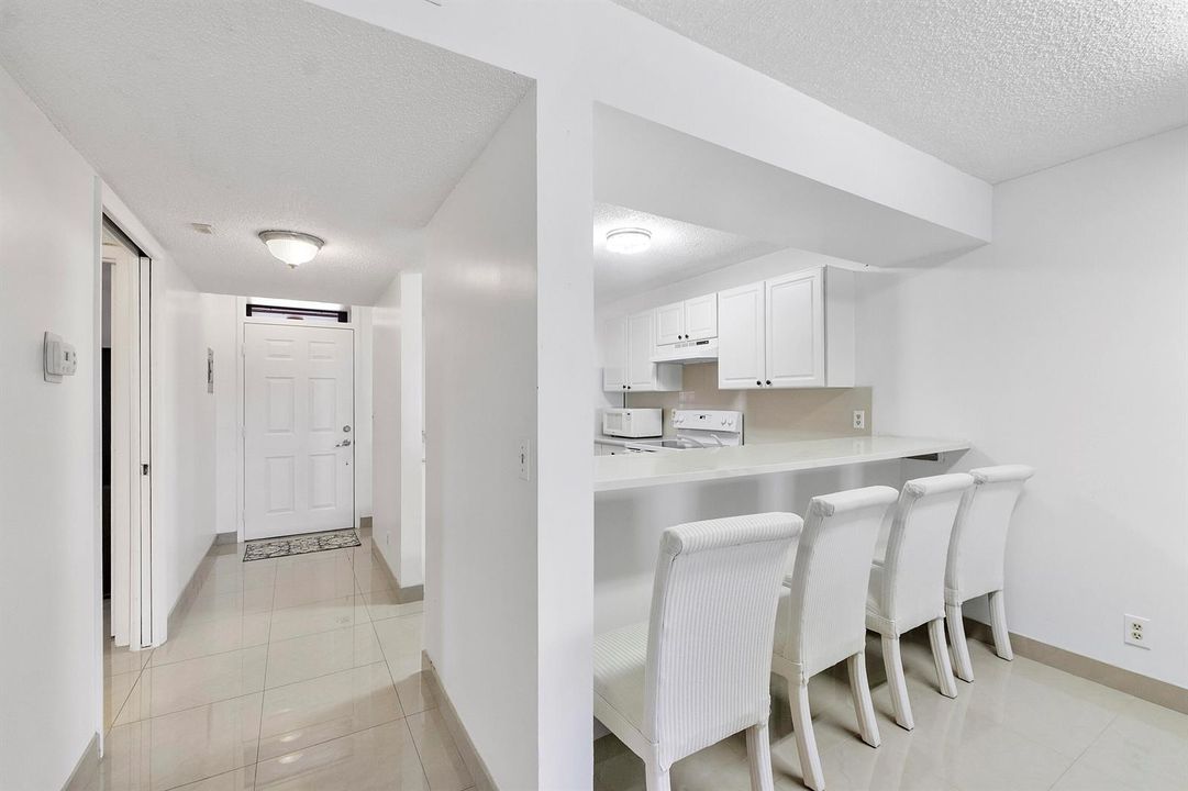 5828 Coral Lake Dr u304_038