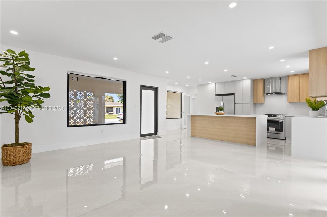 На продажу: $639,000 (4 спален, 3 ванн, 1214 Квадратных фут)