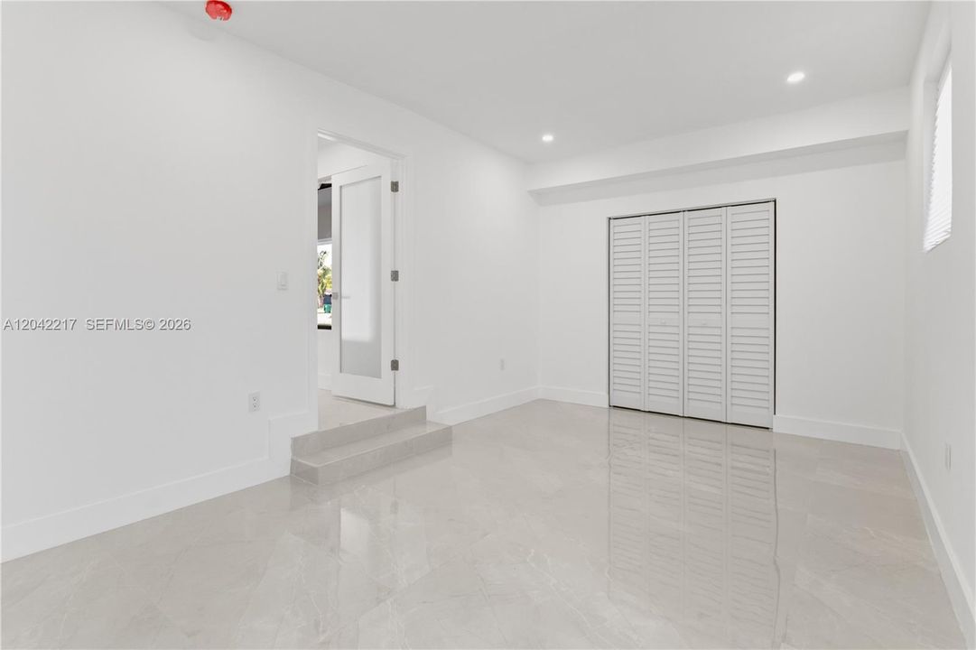 На продажу: $639,000 (4 спален, 3 ванн, 1214 Квадратных фут)
