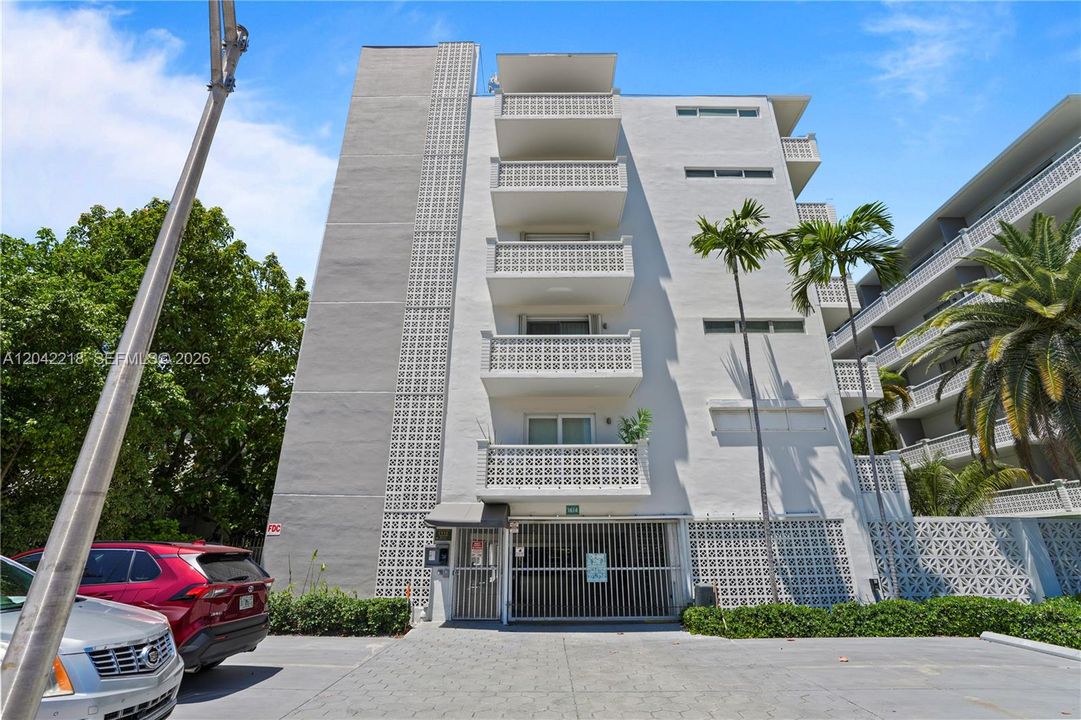 En Venta: $345,000 (1 camas, 1 baños, 667 Pies cuadrados)