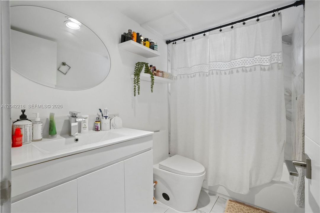En Venta: $345,000 (1 camas, 1 baños, 667 Pies cuadrados)