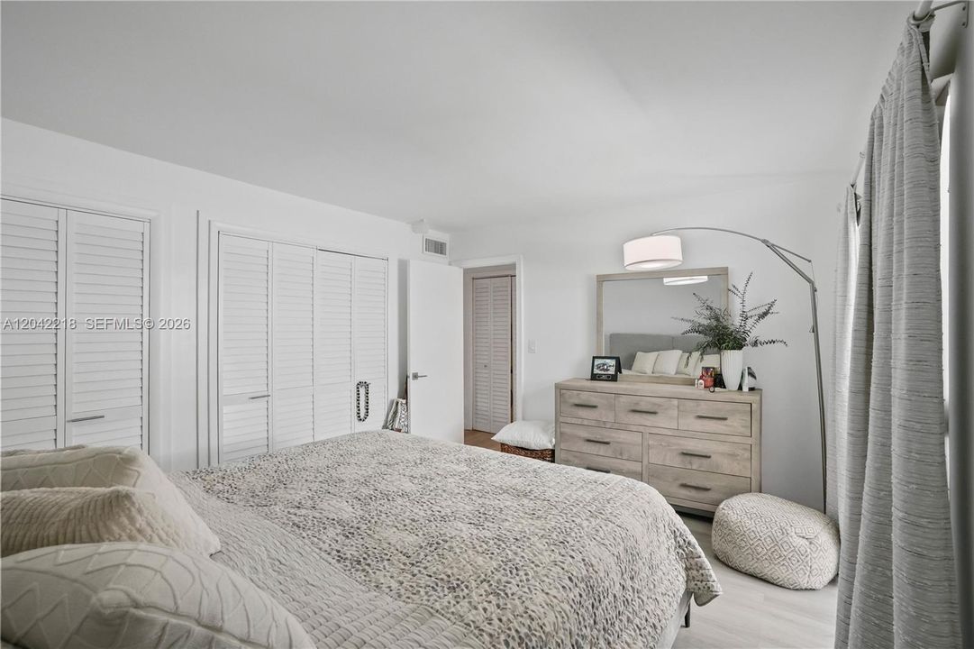 En Venta: $345,000 (1 camas, 1 baños, 667 Pies cuadrados)