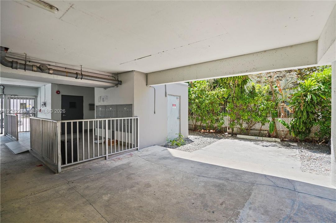 En Venta: $345,000 (1 camas, 1 baños, 667 Pies cuadrados)