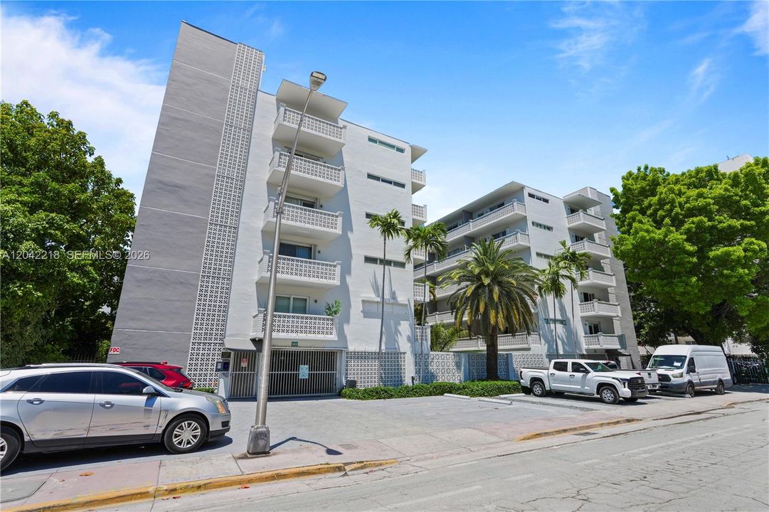 En Venta: $345,000 (1 camas, 1 baños, 667 Pies cuadrados)