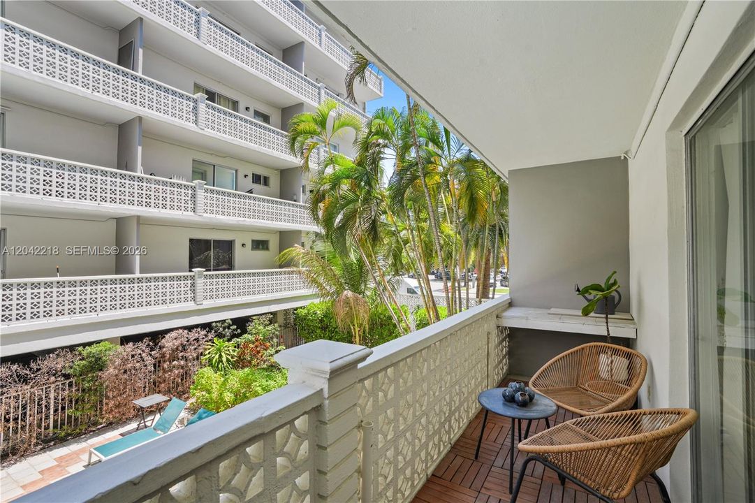 En Venta: $345,000 (1 camas, 1 baños, 667 Pies cuadrados)