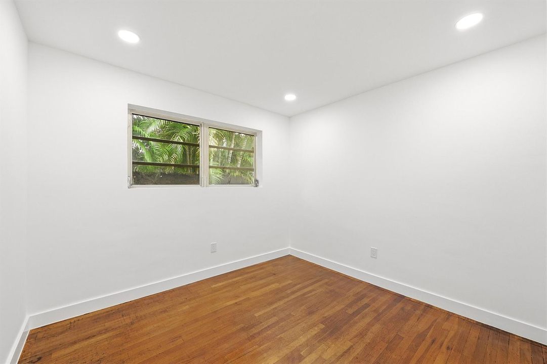 06_bedroom