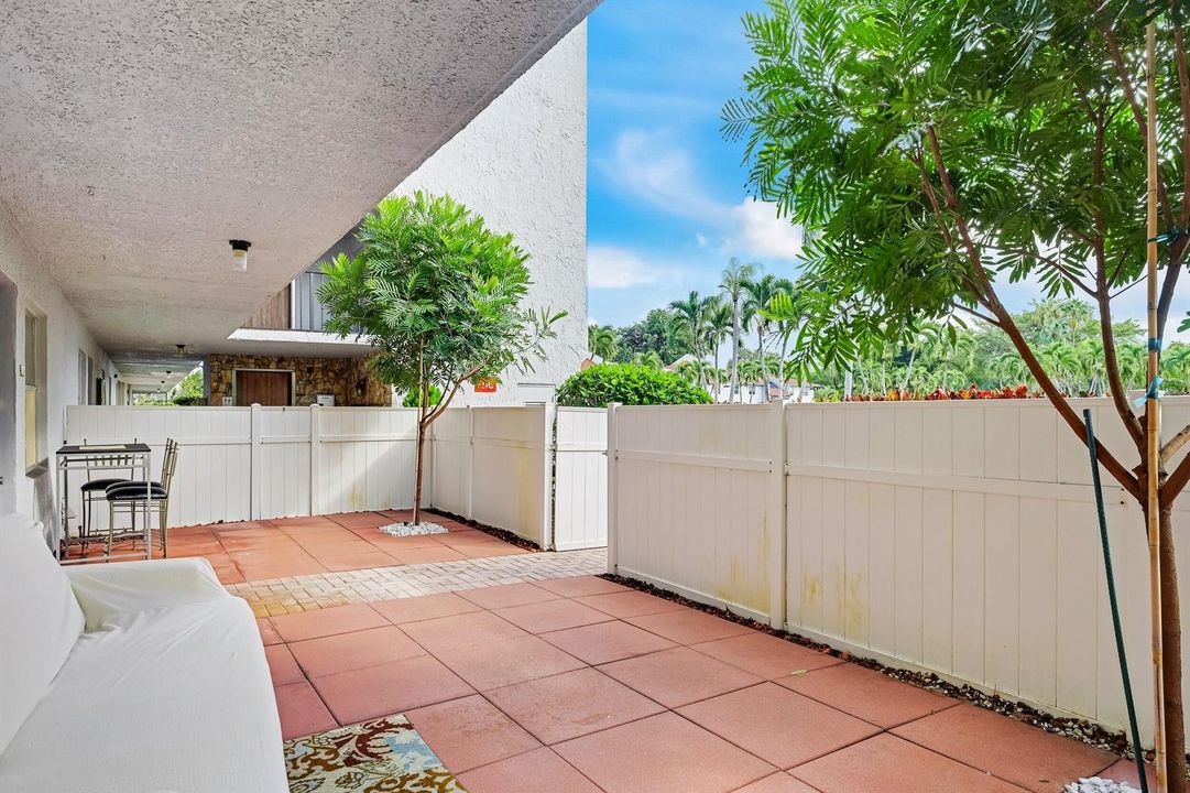 6650 S Oriole Blvd 103 (7)