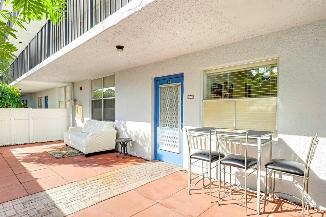 6650 S Oriole Blvd 103 (5)