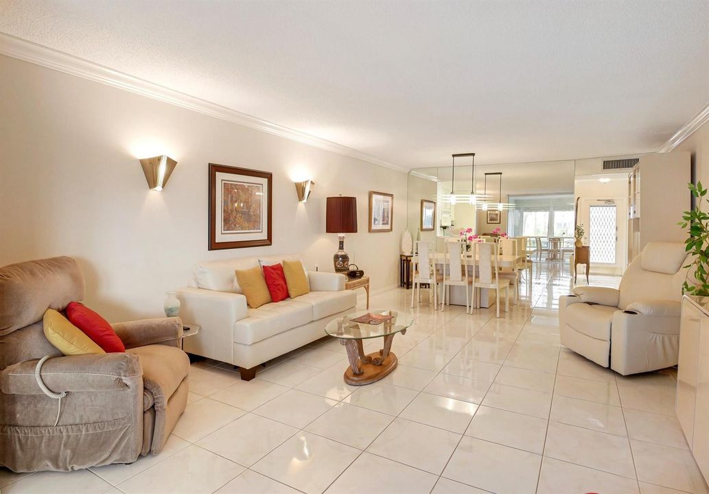 6650 S Oriole Blvd 103 (11)