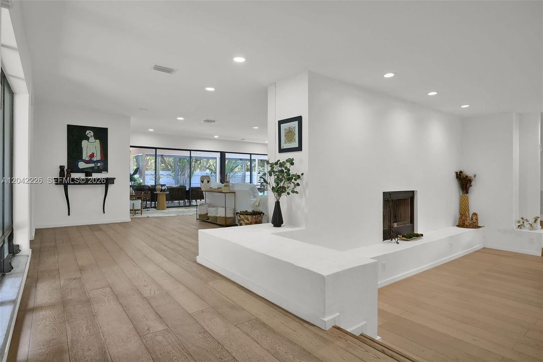 For Sale: $1,750,000 (5 beds, 3 baths, 3914 Square Feet)