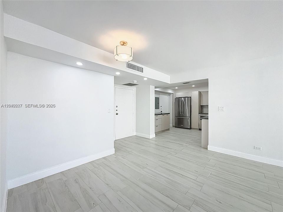 En Venta: $475,000 (2 camas, 2 baños, 1087 Pies cuadrados)