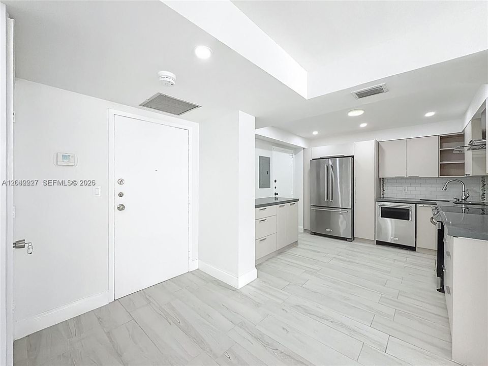 En Venta: $475,000 (2 camas, 2 baños, 1087 Pies cuadrados)