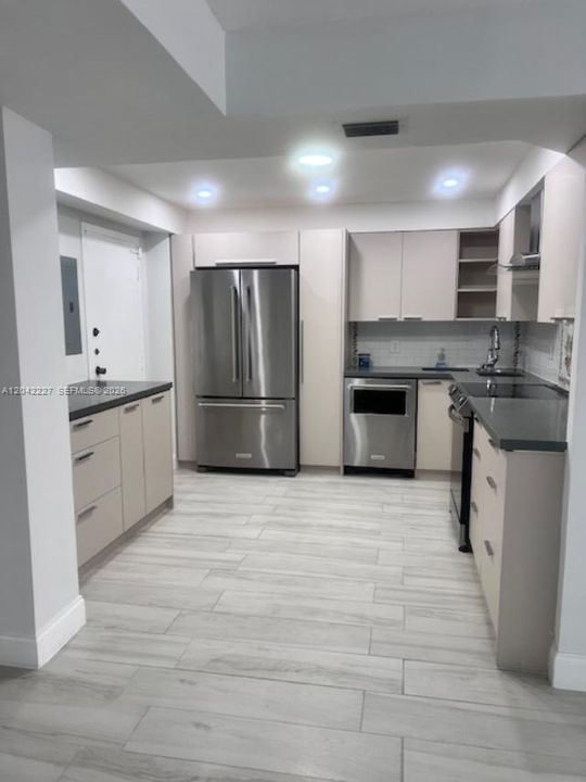 En Venta: $475,000 (2 camas, 2 baños, 1087 Pies cuadrados)