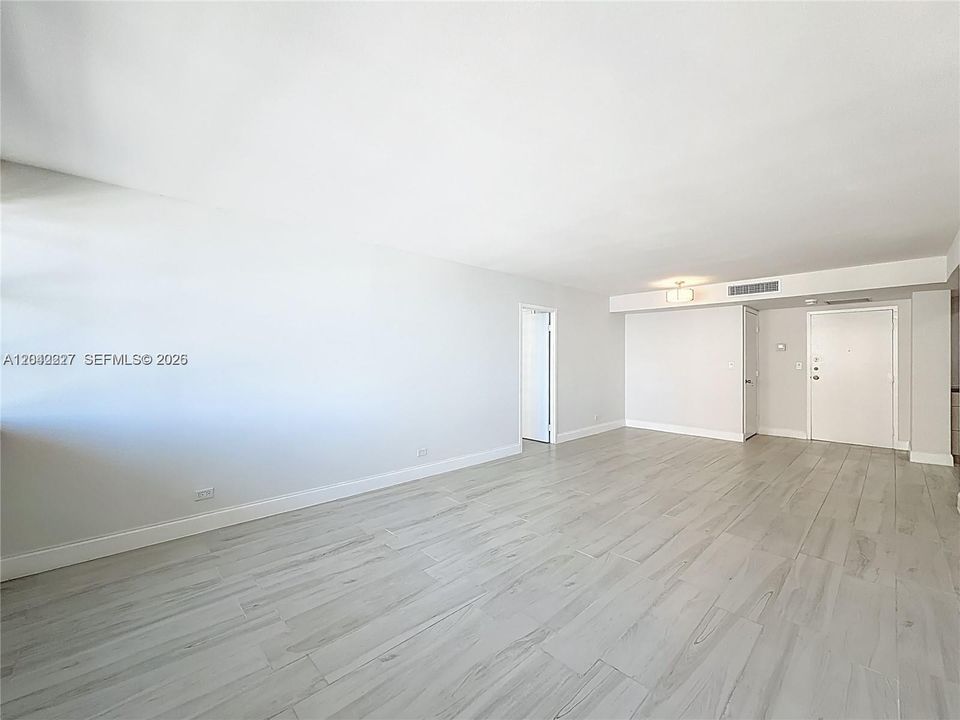 En Venta: $475,000 (2 camas, 2 baños, 1087 Pies cuadrados)