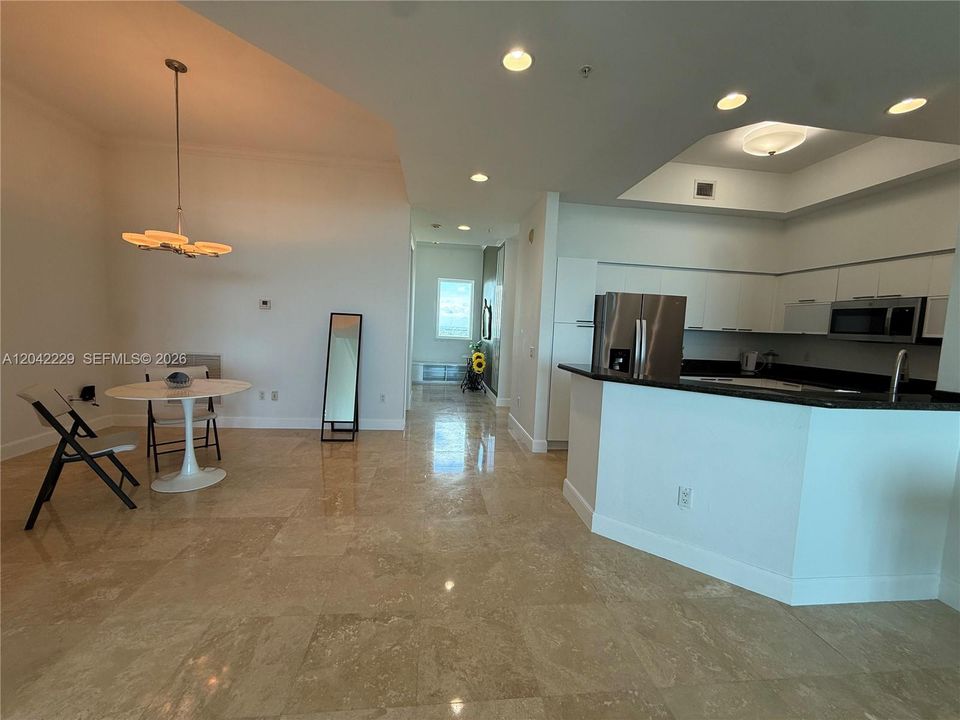 For Sale: $499,000 (2 beds, 2 baths, 1763 Square Feet)