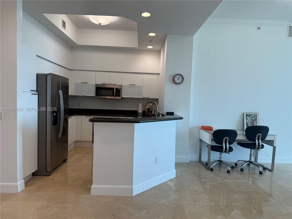 For Sale: $499,000 (2 beds, 2 baths, 1763 Square Feet)