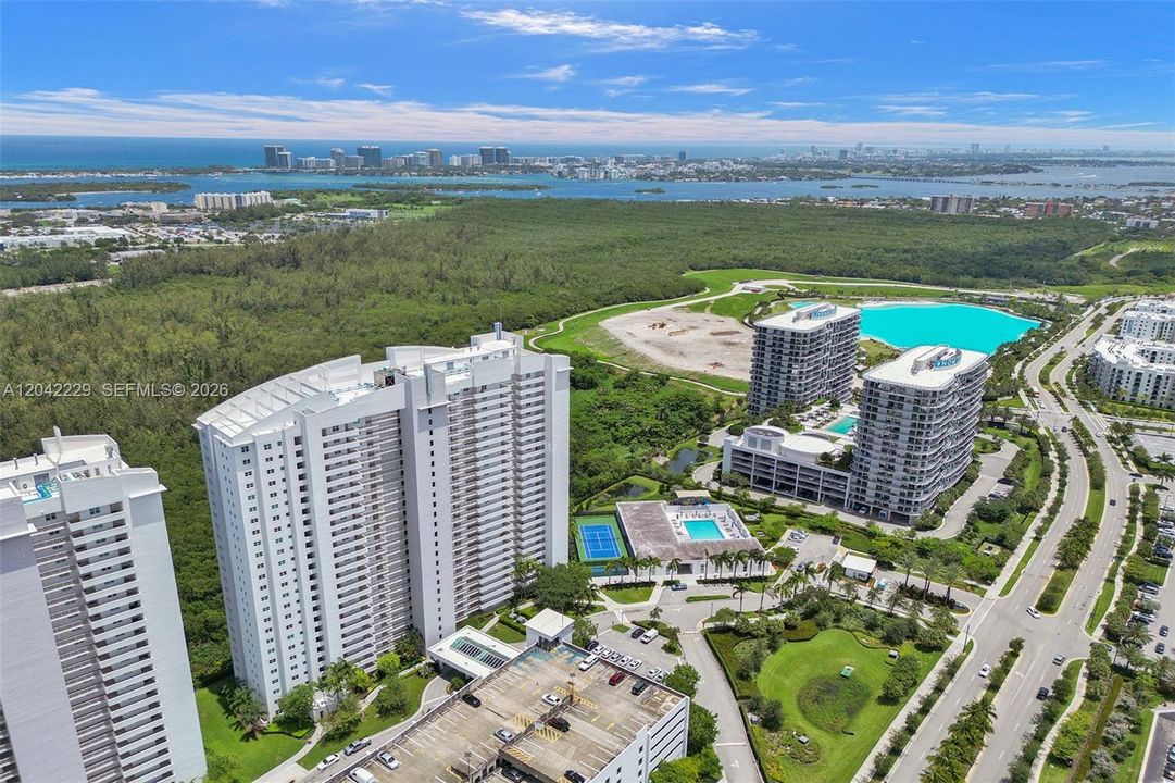 For Sale: $499,000 (2 beds, 2 baths, 1763 Square Feet)