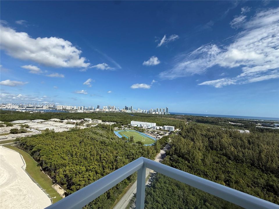 For Sale: $499,000 (2 beds, 2 baths, 1763 Square Feet)