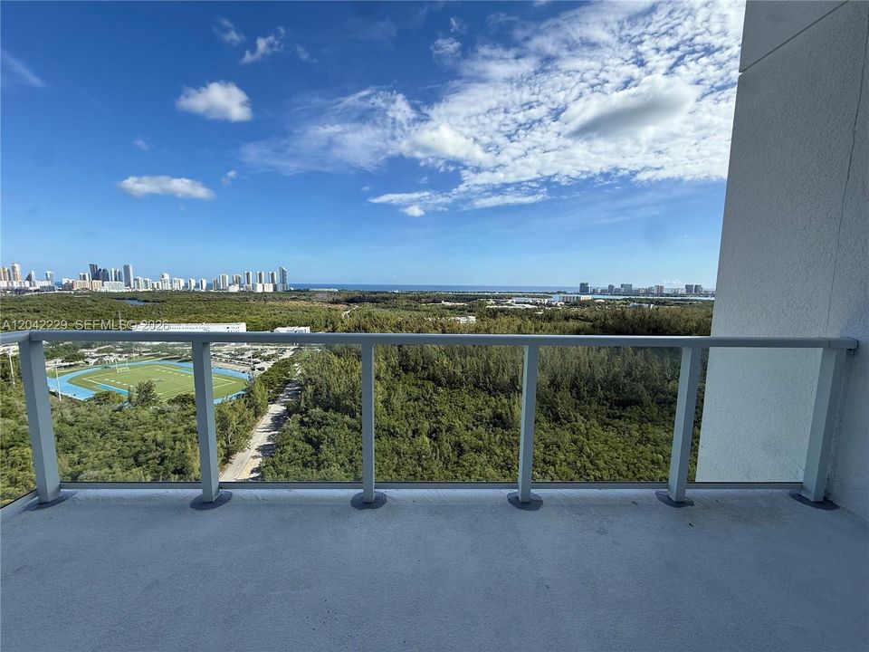 For Sale: $499,000 (2 beds, 2 baths, 1763 Square Feet)