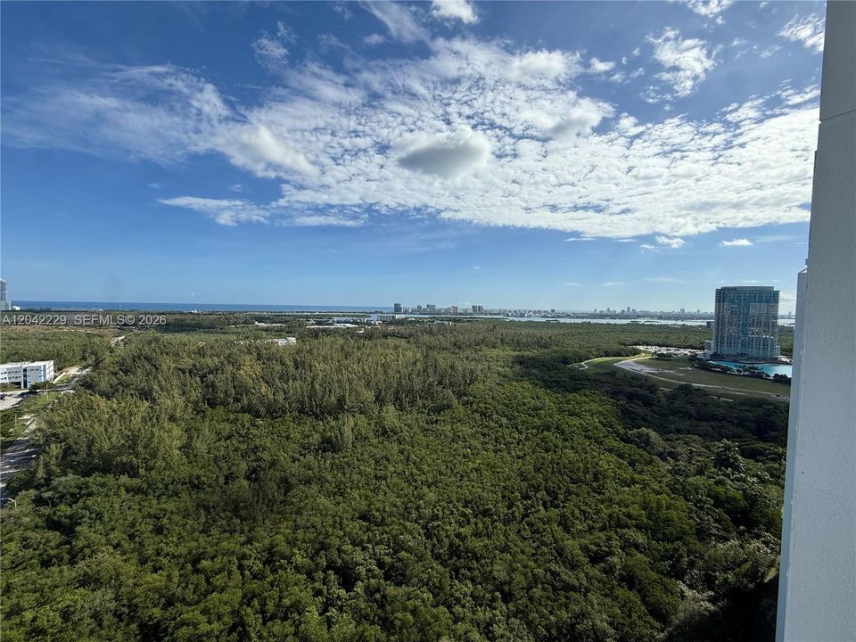 For Sale: $499,000 (2 beds, 2 baths, 1763 Square Feet)