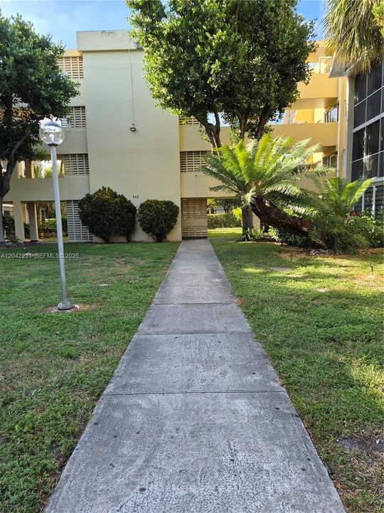 En Venta: $200,000 (2 camas, 2 baños, 1192 Pies cuadrados)