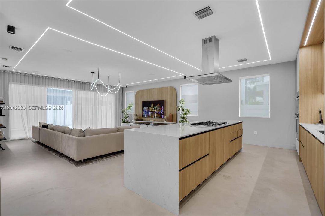 На продажу: $1,680,000 (5 спален, 5 ванн, 3113 Квадратных фут)