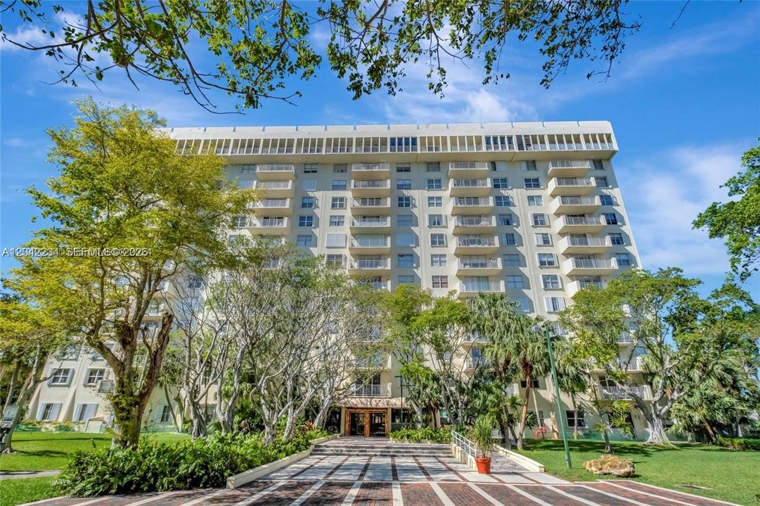 For Rent: $1,300 (0 beds, 1 baths, 0 Square Feet)
