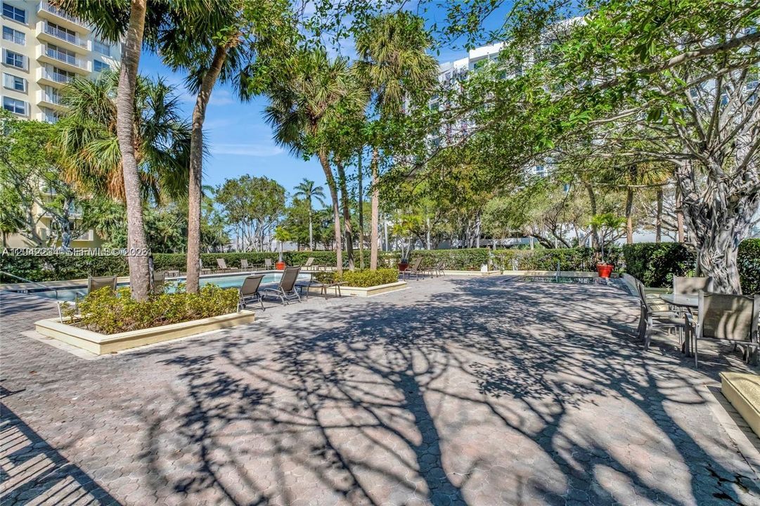 For Rent: $1,300 (0 beds, 1 baths, 0 Square Feet)