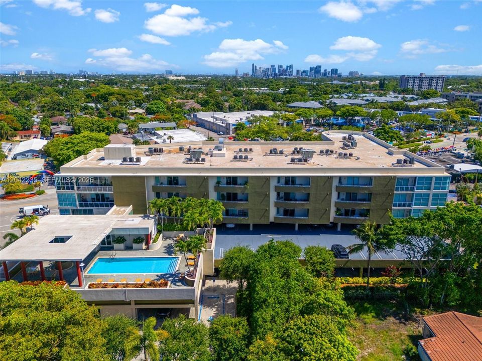 На продажу: $459,900 (2 спален, 2 ванн, 1386 Квадратных фут)