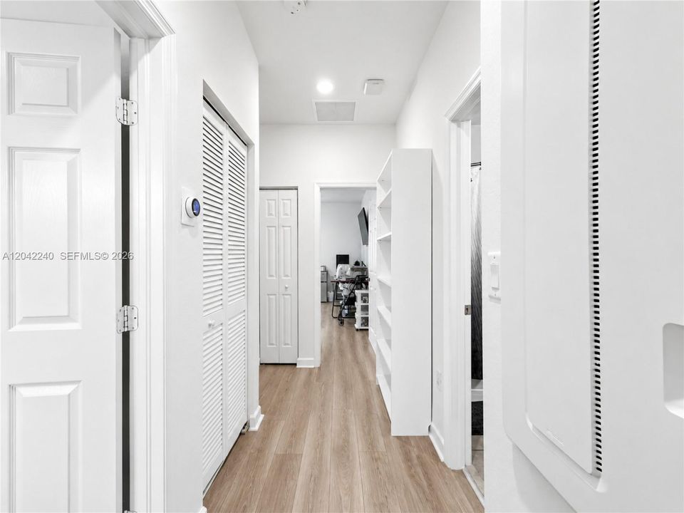 На продажу: $470,000 (3 спален, 2 ванн, 1483 Квадратных фут)