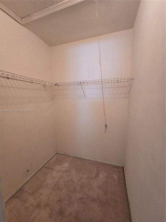 На продажу: $194,999 (2 спален, 1 ванн, 864 Квадратных фут)