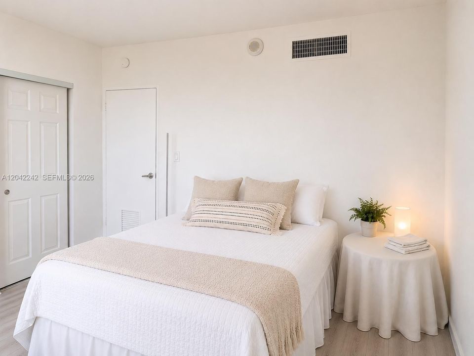 For Sale: $1,300,000 (2 beds, 2 baths, 1300 Square Feet)