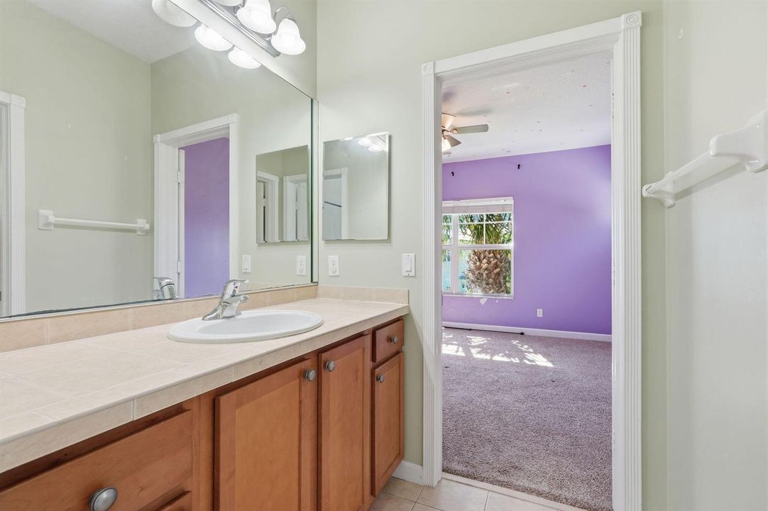 8-web-or-mls-2551_Creekside_Dr_008