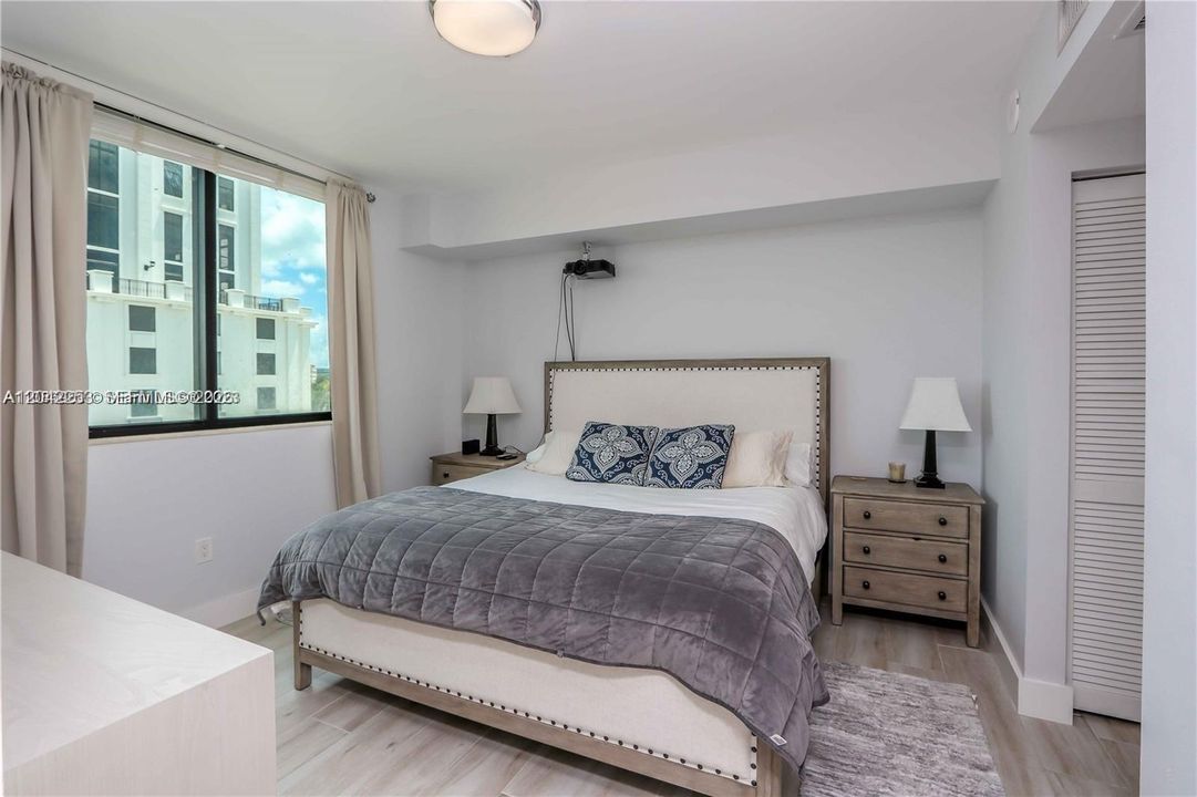 В аренду: $3,200 (1 спален, 1 ванн, 780 Квадратных фут)