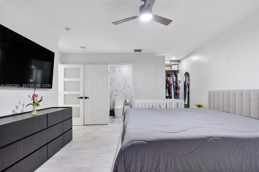 En Venta: $640,000 (3 camas, 2 baños, 1400 Pies cuadrados)