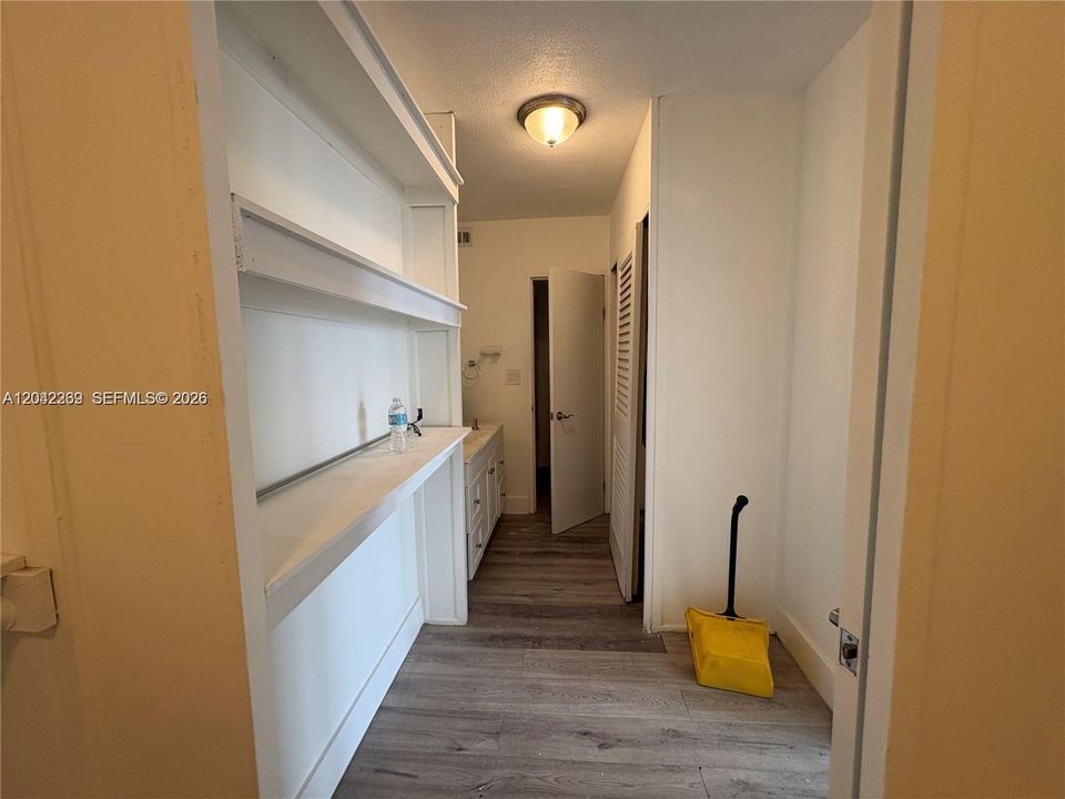На продажу: $430,000 (3 спален, 2 ванн, 1302 Квадратных фут)