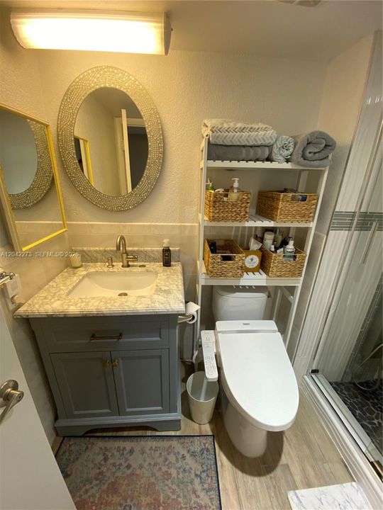 В аренду: $4,700 (2 спален, 2 ванн, 1338 Квадратных фут)