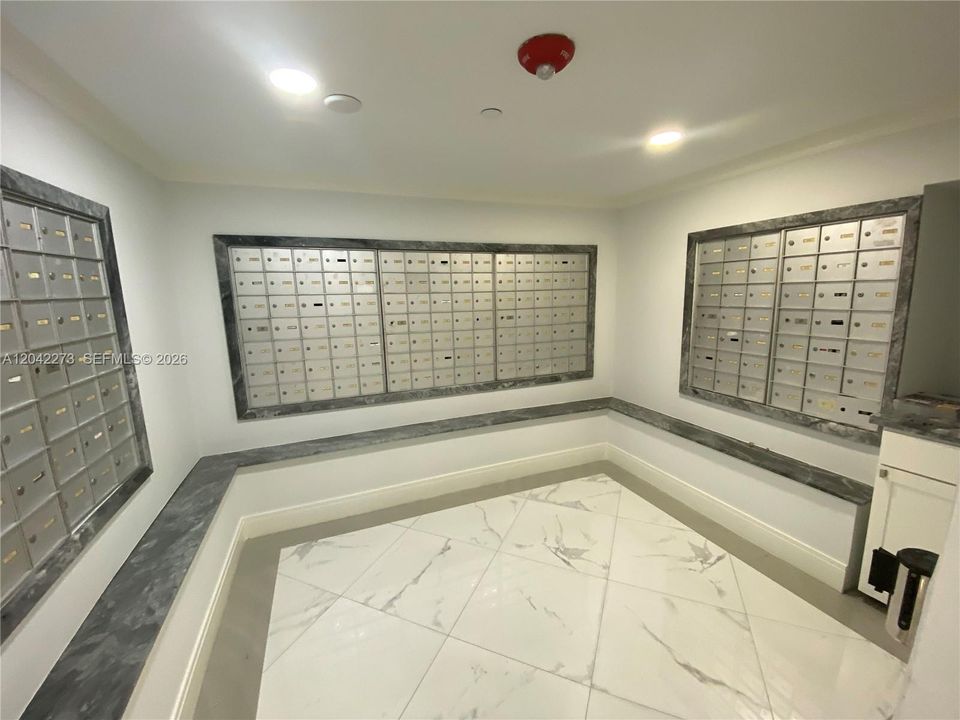 В аренду: $4,700 (2 спален, 2 ванн, 1338 Квадратных фут)