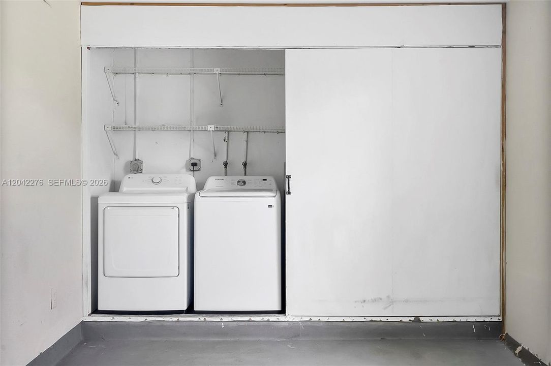 В аренду: $3,750 (4 спален, 2 ванн, 1446 Квадратных фут)