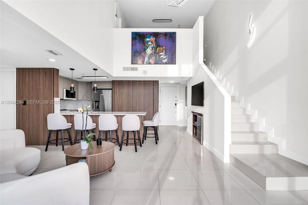 For Sale: $469,000 (2 beds, 2 baths, 1268 Square Feet)
