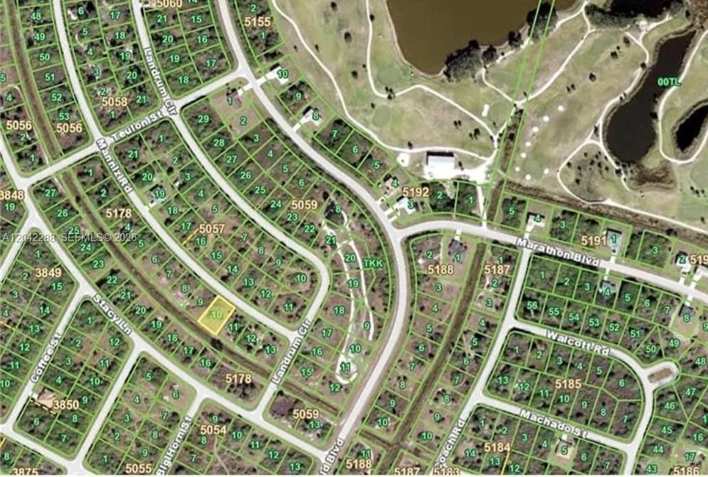 На продажу: $22,500 (0.23 acres)