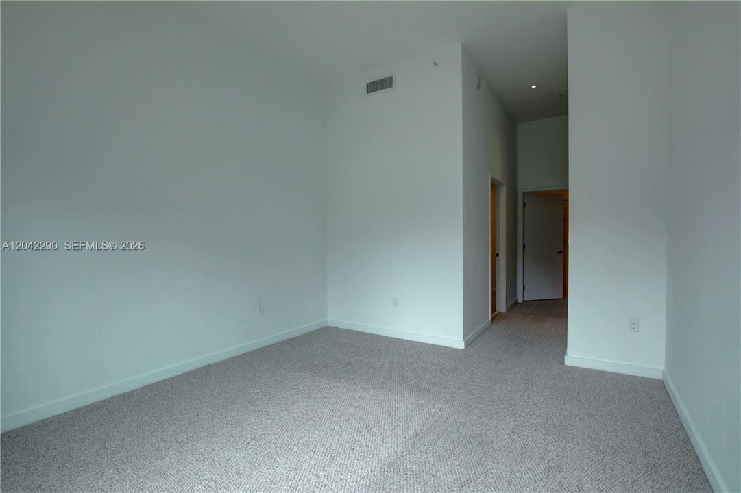 For Rent: $5,700 (2 beds, 3 baths, 1505 Square Feet)