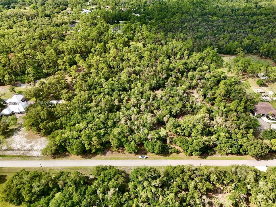 En Venta: $215,000 (2.50 acres)