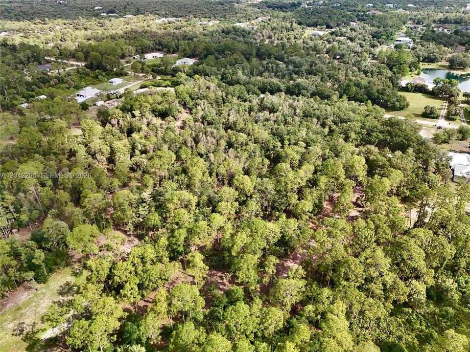 En Venta: $215,000 (2.50 acres)