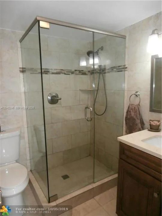 В аренду: $1,975 (2 спален, 2 ванн, 900 Квадратных фут)