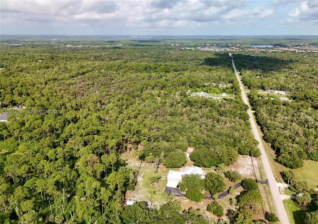 На продажу: $215,000 (2.50 acres)