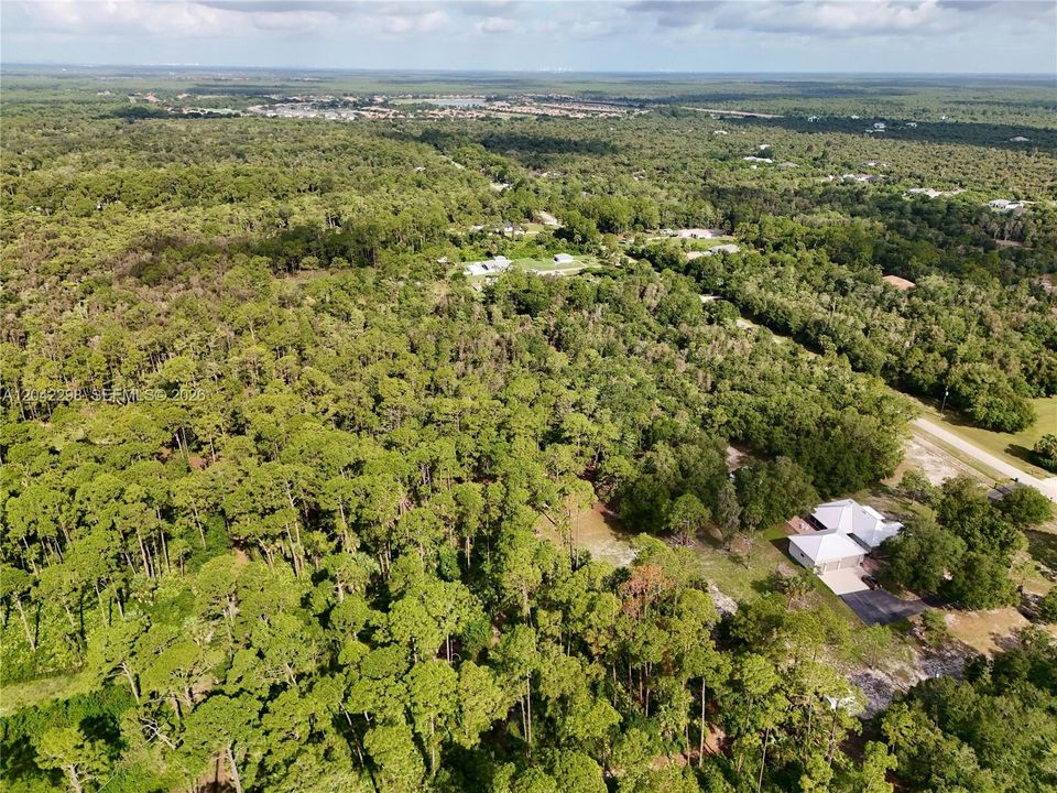 На продажу: $215,000 (2.50 acres)