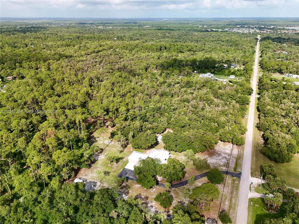 На продажу: $215,000 (2.50 acres)